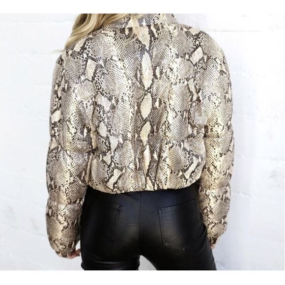 Revolve Tiger Mist Smalll Snake Print Cropped Puffer Jacket Australia Baddie - Picture 4 of 15